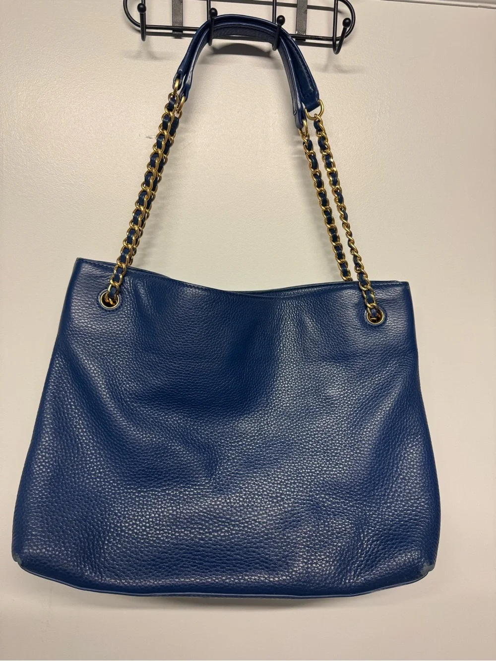 Tory Burch spacious pebbled